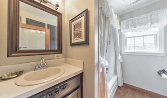 115 Main St, Adairsville, GA 30103