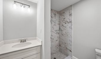 620 2nd St, Ayden, NC 28513
