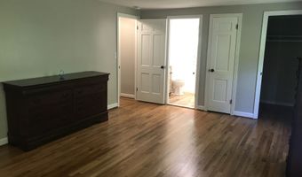 50 Wintergreen Ln, Cheshire, CT 06410