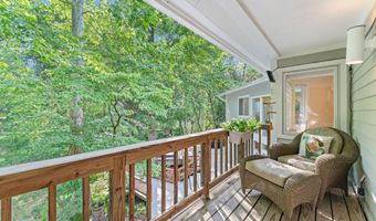 6829 LITTLE RIVER Tpke, Annandale, VA 22003