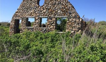 39 Hope Ln, Narragansett, RI 02882