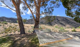 2814 Calmgarden Rd, Acton, CA 93510