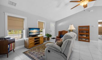 3109 E Bryant Ave, Bell, FL 32619
