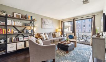 1020 N STAFFORD St 311, Arlington, VA 22201