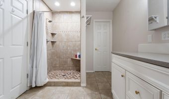 40 Oklahoma Cir, Afton, OK 74331