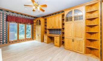 771 E Hickory Ave, Addison, IL 60101