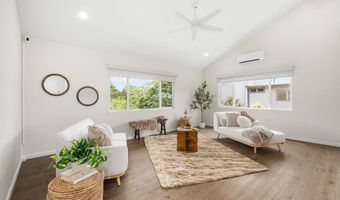 98-2033 Pahiolo St, Aiea, HI 96701