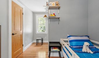 55 Ashby Rd, Ashburnham, MA 01430
