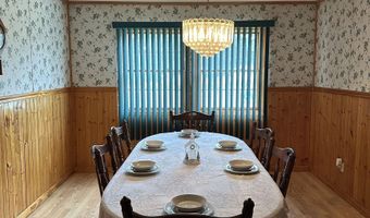6 County Road 70 E, Bloomfield, IN 47424