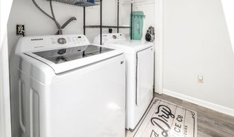 136 Pembroke Rd 6-50, Danbury, CT 06811