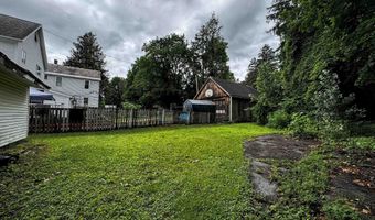 127 Dewey St, Bennington, VT 05201