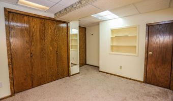 2010 SE 14th Ave, Aberdeen, SD 57401