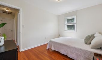 21101 CLARKSBURG Rd, Boyds, MD 20841