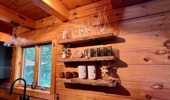 5451 River Rd, Arlington, VT 05250