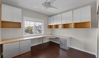 2405 Esteem Ridge Dr, Henderson, NV 89052