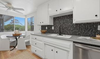 2202 Greenbrier Dr, Oceanside, CA 92054