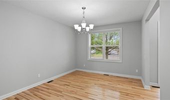 15365 Eagle Creek Way, Apple Valley, MN 55124