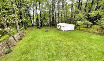 129 Birchwood Rd, Blakeslee, PA 18610