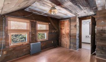 509 School St, North Kingstown, RI 02852