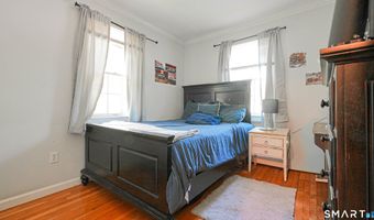 27 Powder Horn Hl, Brookfield, CT 06804