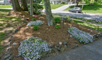 350 Brooke Meadow Rd, Berlin, CT 06037