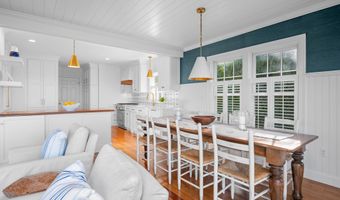 71 Sunset Ln, Barnstable, MA 02630