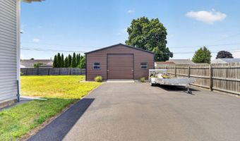 33 Hawthorne Ct, Albany, NY 12211