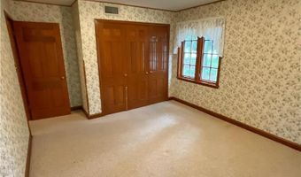 1506 4th St SE, Austin, MN 55912