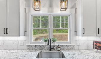 53 Woodbrey Ln, Standish, ME 04084