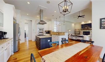5000 SW Blaire Mont Rd, Bentonville, AR 72713