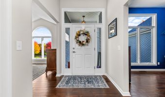 2357 Grand Valley Dr NE, Ada, MI 49301