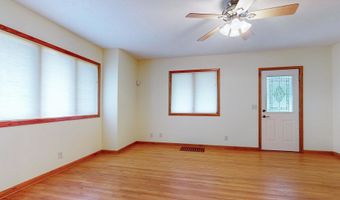 12645 E Apple Rd, Adams, NE 68301