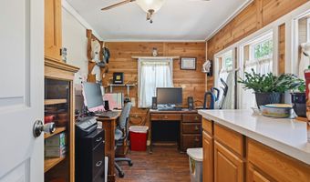 335 E Cofield St, Aurora, MO 65605