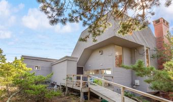 49 Gilberts Path, Amagansett, NY 11930