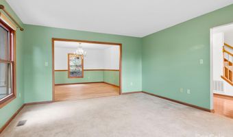 211 W Sondley Dr, Asheville, NC 28805