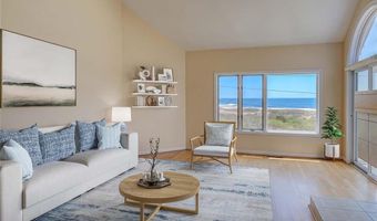 204 BELLEVUE Ct 204, Narragansett, RI 02882