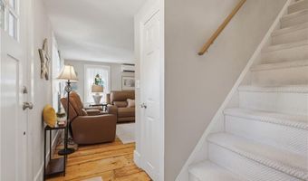 44 Old Great Rd, North Smithfield, RI 02896