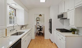 2043 Pepper Dr, Altadena, CA 91001