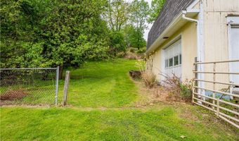 2312 Lake Ave, Allison Park, PA 15101