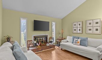 274 Doublegate Dr N, Albany, GA 31721