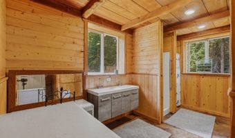 6328 River Rd, Clark Fork, ID 83811