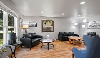 1545 N BLOSSOM Dr, Appleton, WI 54914