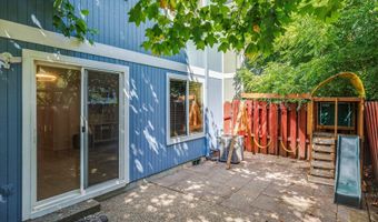 596 SW 207TH Ave, Beaverton, OR 97006