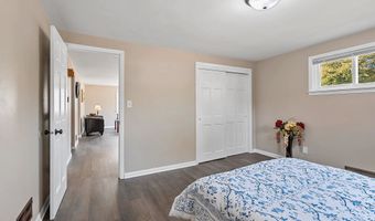 2500 S JEFFERSON St, Appleton, WI 54915