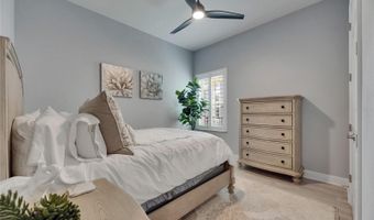 7420 PARADISO Dr, Apollo Beach, FL 33572