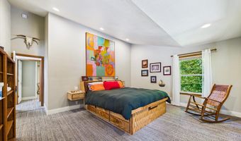 1002 Diamond Dr, Arcata, CA 95521