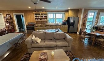 2102 Kuykendall Rd, Albertville, AL 35951