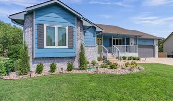 4566 Westlake Ct, Bel Aire, KS 67220
