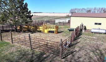 46923 250th St, Baltic, SD 57003