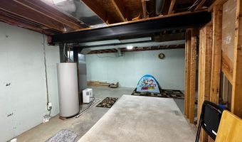 323 Woodfield Dr, Batesville, IN 47006